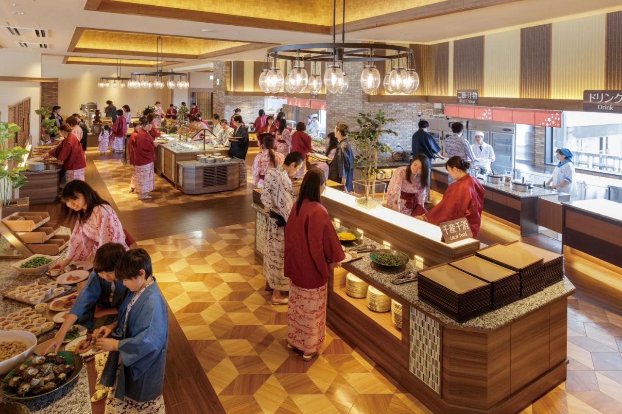Ryugujo Spa Hotel Mikazuki Fujimitei Кисаразу Екстериор снимка